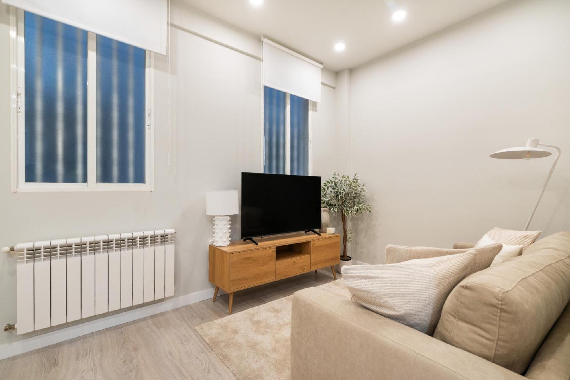 Apartamento Reformado En Metro Ibiza Alquiler Temporal 马德里 外观 照片