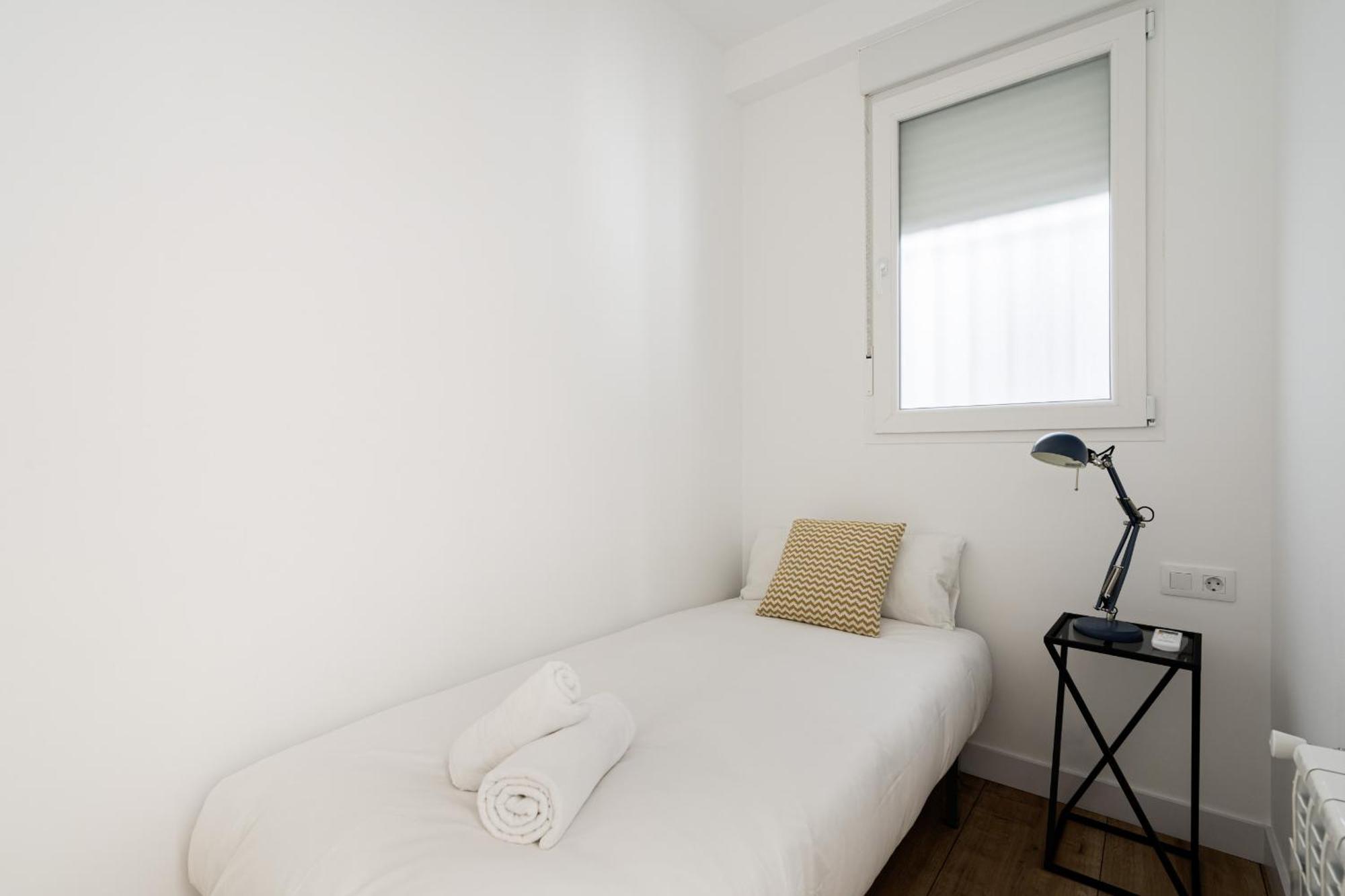 Apartamento Reformado En Metro Ibiza Alquiler Temporal 马德里 外观 照片